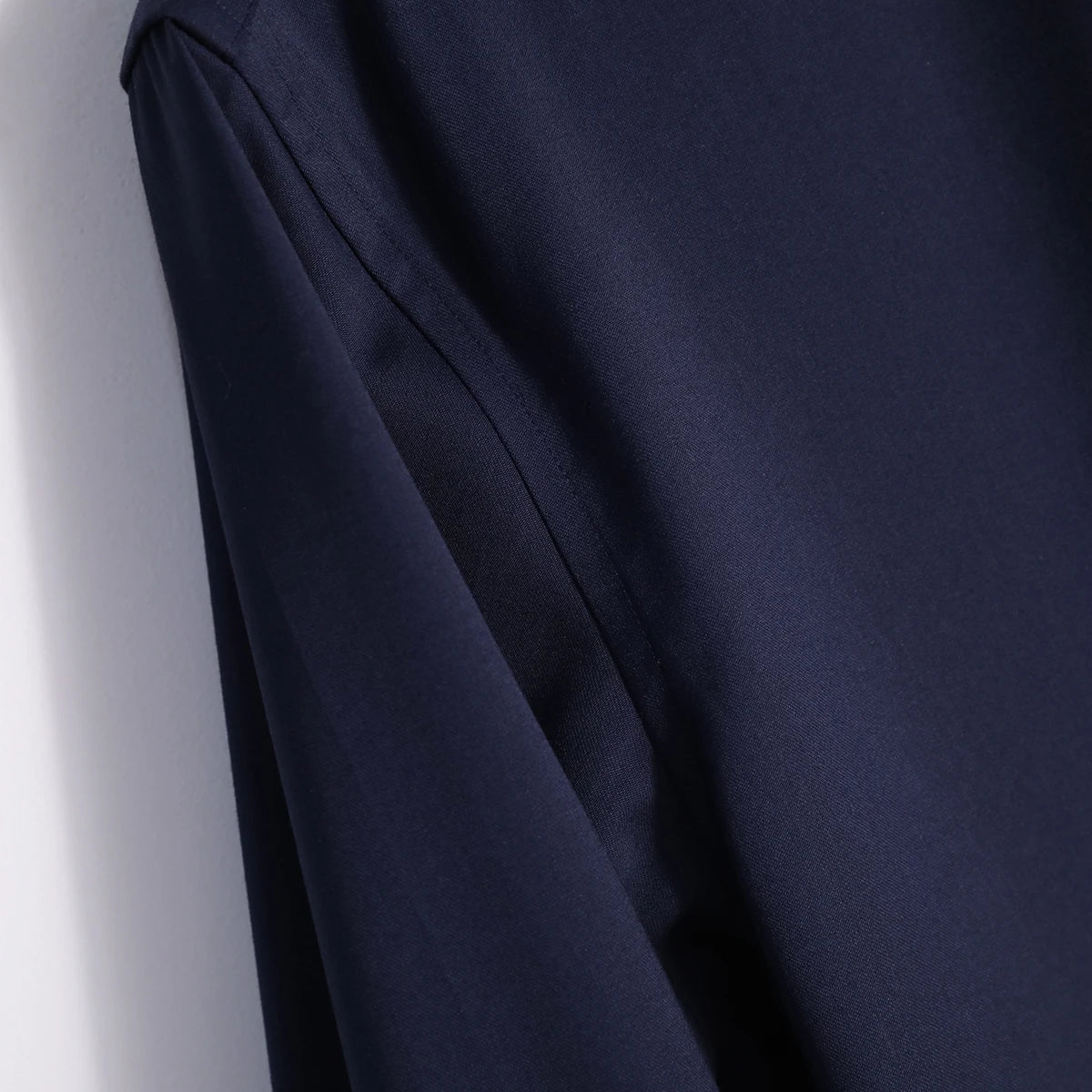 Italian luxury, spring new men's light business drape anti-wrinkle elastic long-sleeved shirt bottoming top