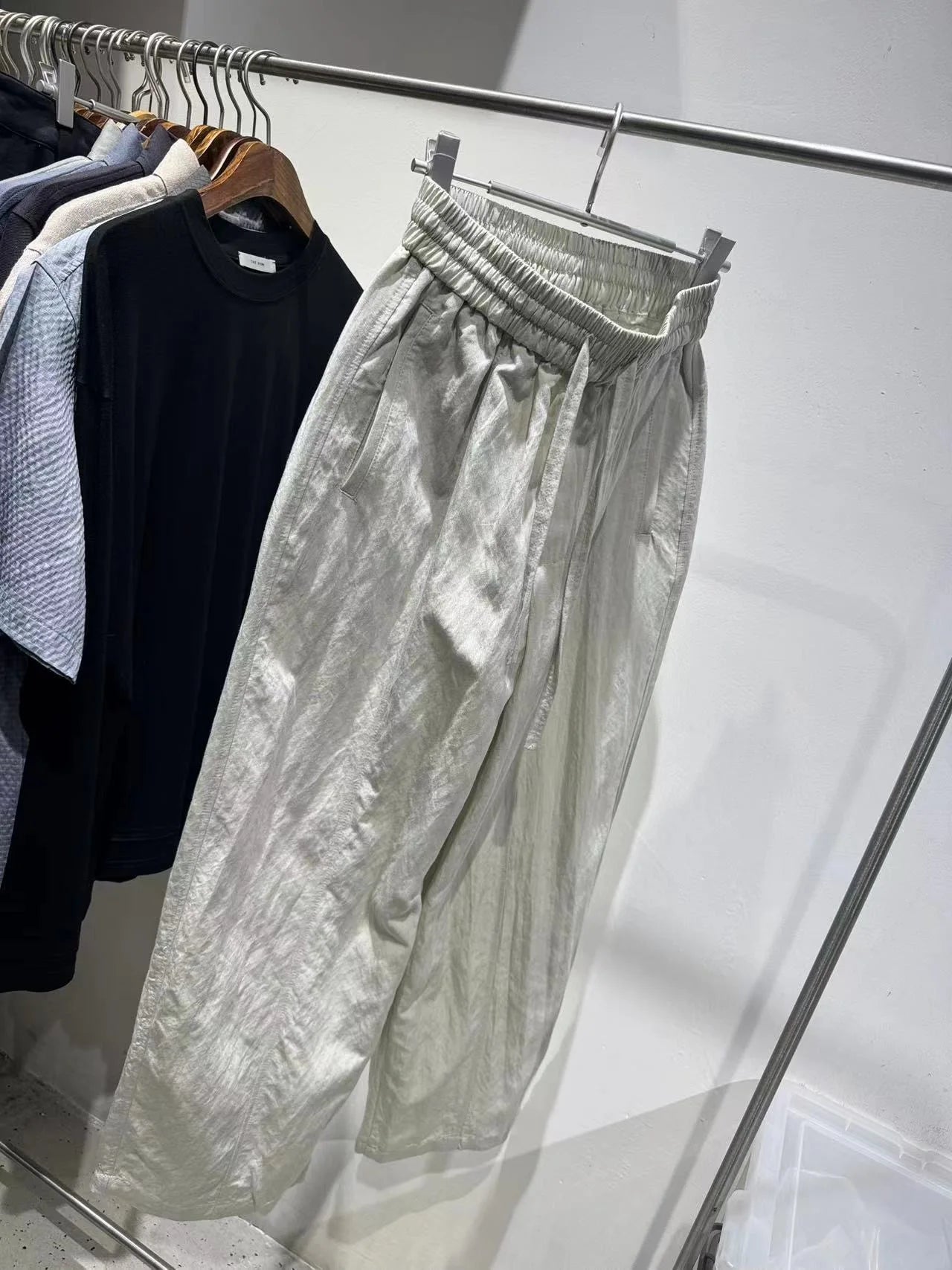Comfortable and simple, versatile high-grade elastic elastic waist drawstring straight loose casual pants men