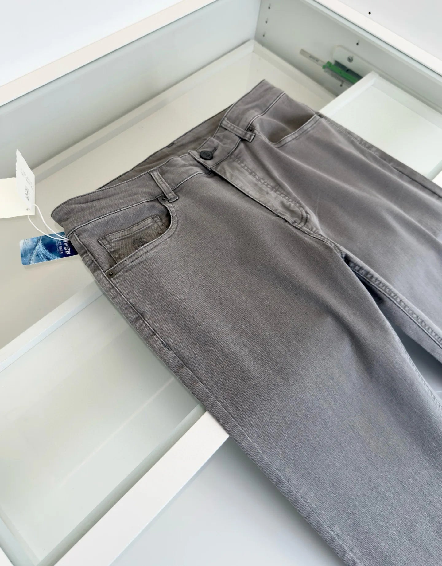 Italy BC men's spring and summer new mulberry silk cool breathable fashion casual small straight jeans