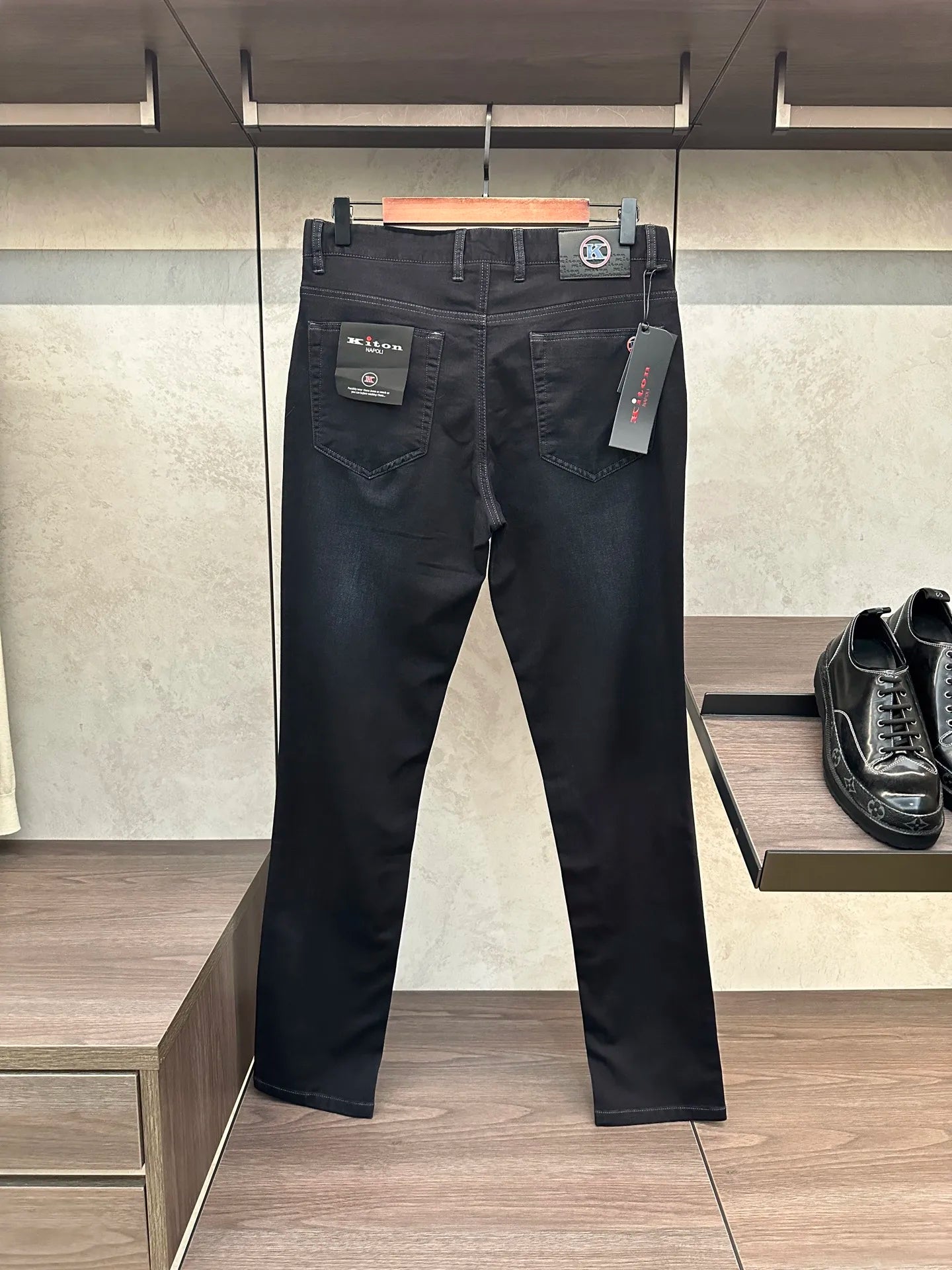 2025 summer new kiton chiton men's slim-fitting small feet solid color simple fashion casual jeans
