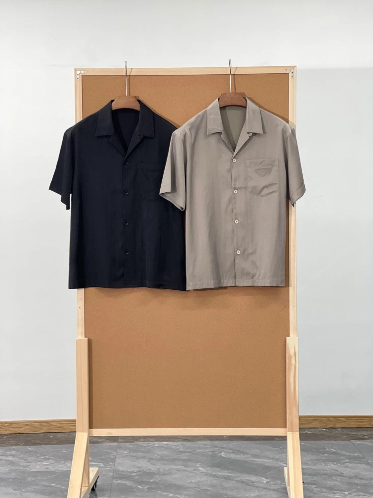Italian high luxury quality, silky and skin-friendly feel, casual lapel light and breathable lapel short-sleeved shirt
