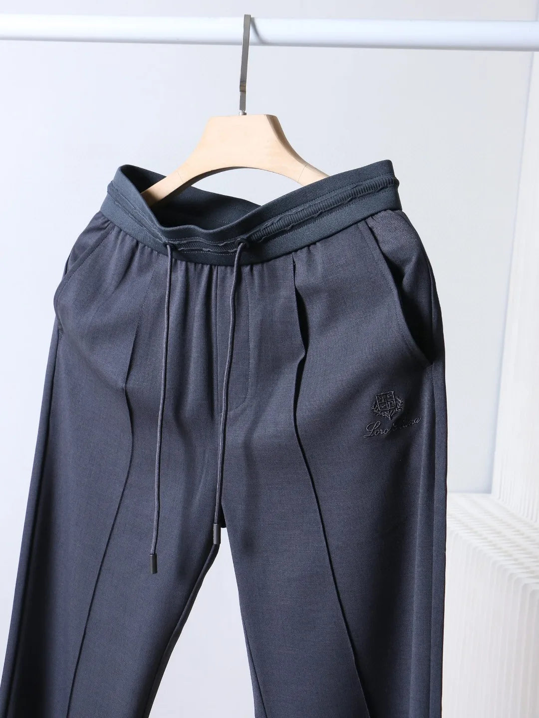 Italian LP European and American light luxury men's clothing, linen Tencel vertical elastic waist tether straight casual pants