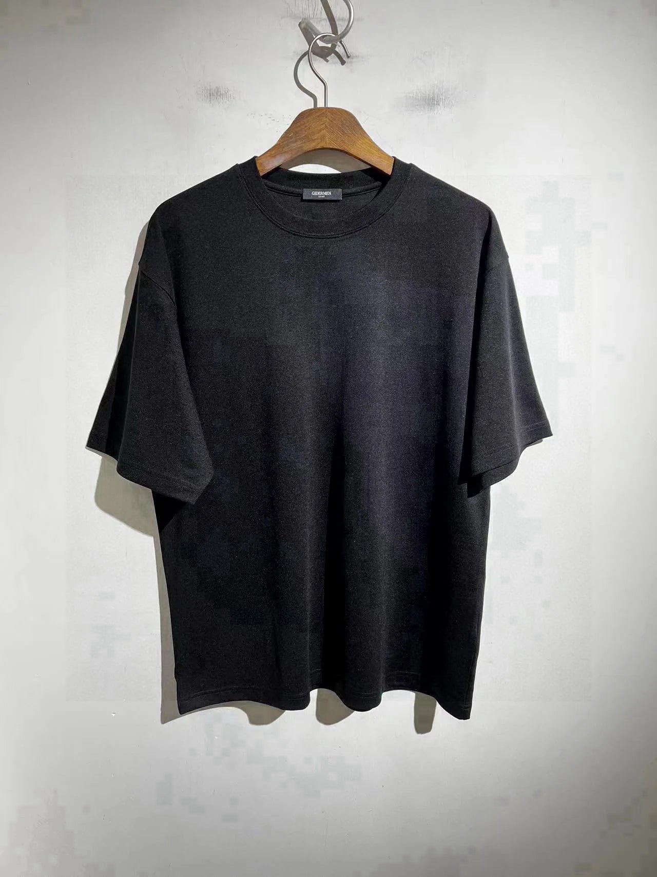 Slightly loose fit acetate cotton Tencel blend spring/summer skin friendly round neck casual short sleeved T-shirt