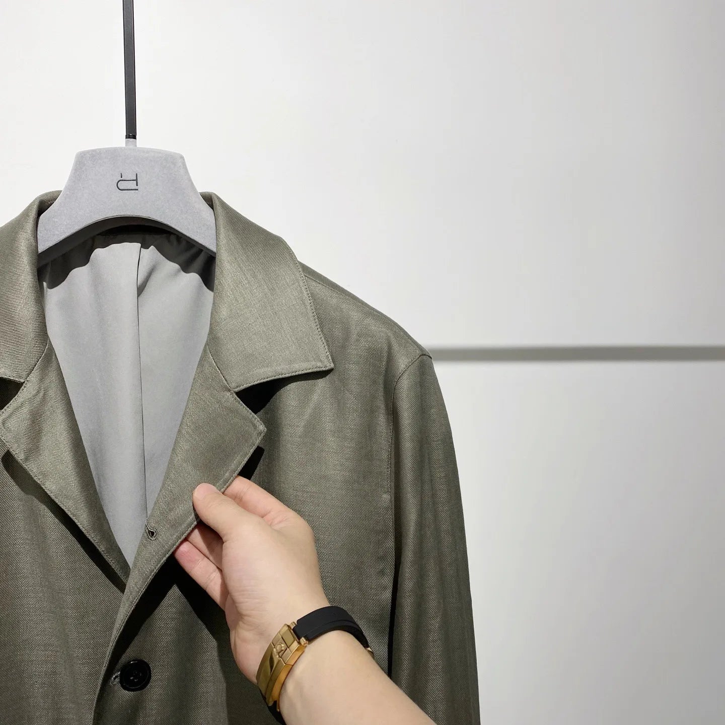 Classic old money style, high-end skin-friendly texture, breathable lapel linen tooling jacket
