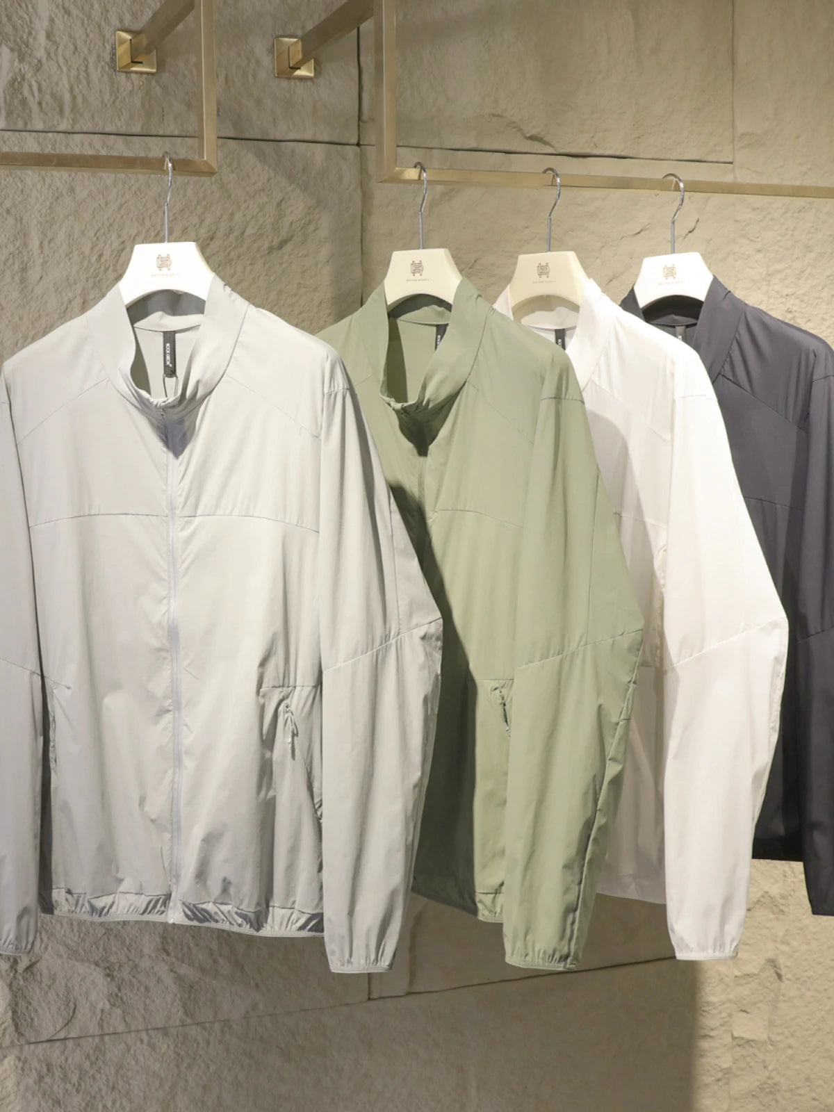 2025 summer new men's outdoor camping travel three-proof sunscreen jacket light breathable stand-up collar jacket