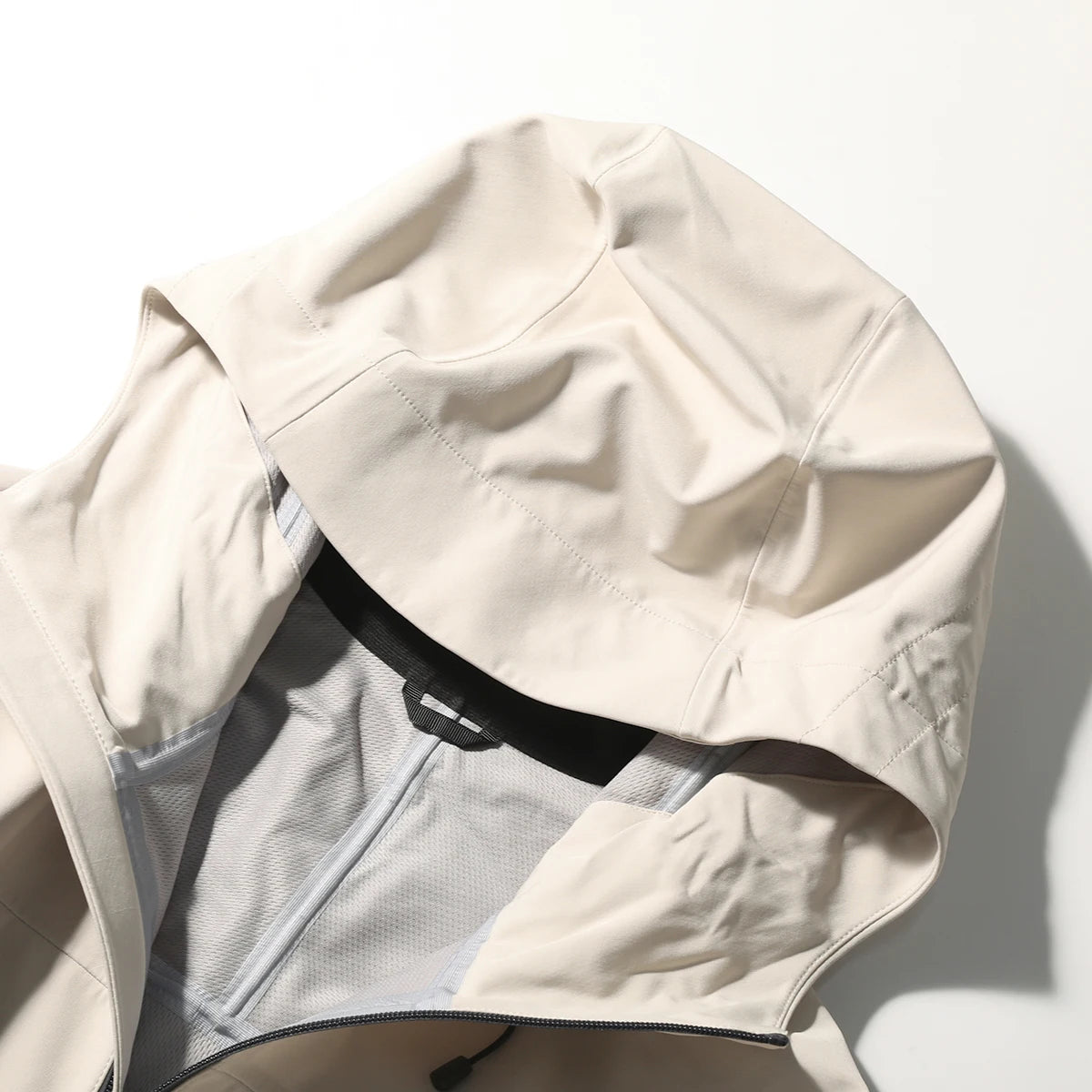 City outdoor spring and autumn new couple jacket windproof and waterproof high-quality soft shell jacket