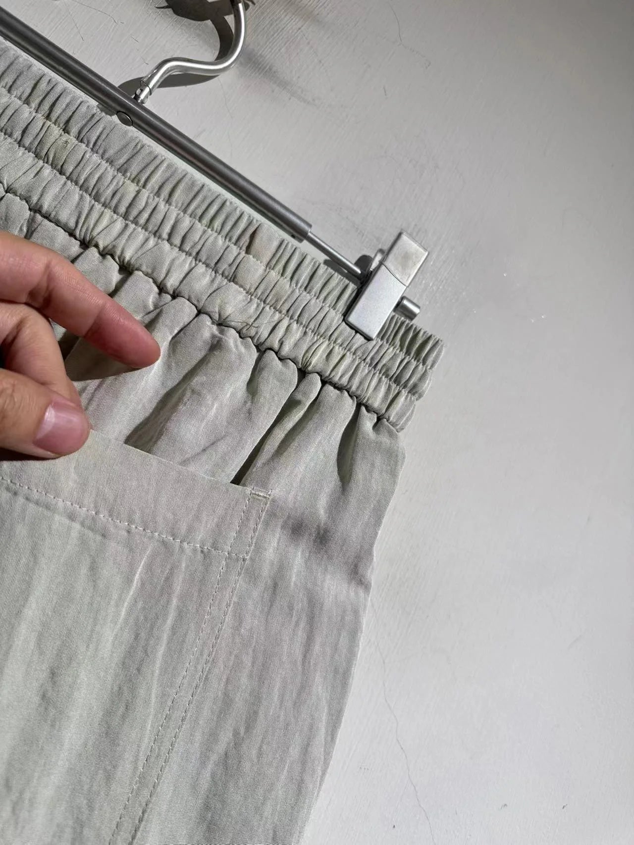 Comfortable and simple, versatile high-grade elastic elastic waist drawstring straight loose casual pants men