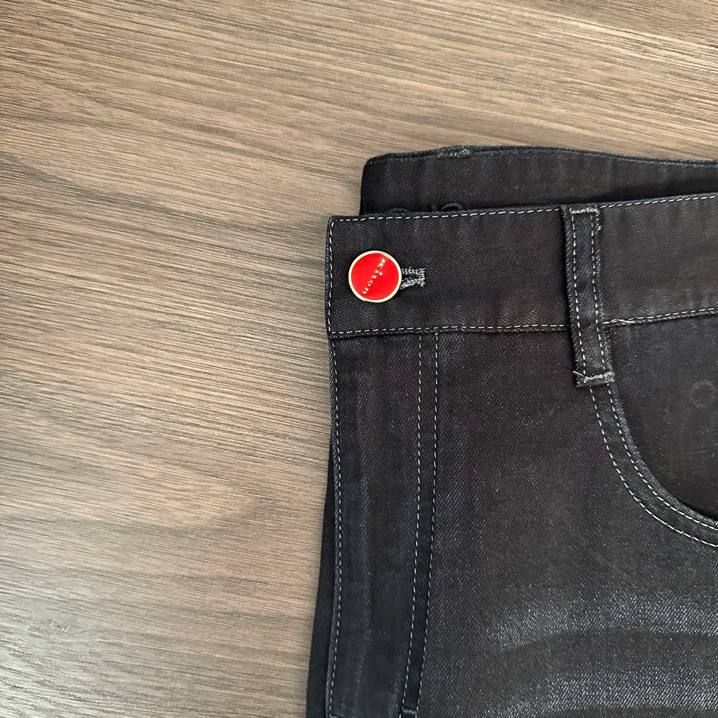 2025 summer new kiton chiton men's slim-fitting small feet solid color simple fashion casual jeans