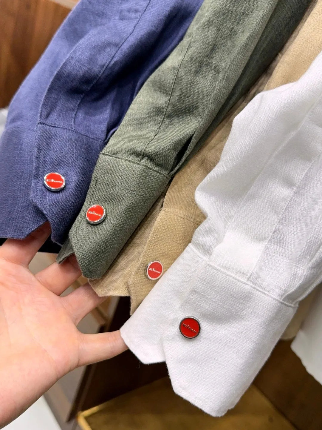 Italian Kiton vintage style minimalist 25 spring/summer linen business casual long sleeved shirt