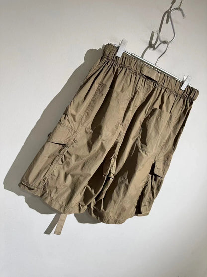 [Drawstring belt design] Comfortable and comfortable, light and multi-pocket loose straight tooling casual shorts for men